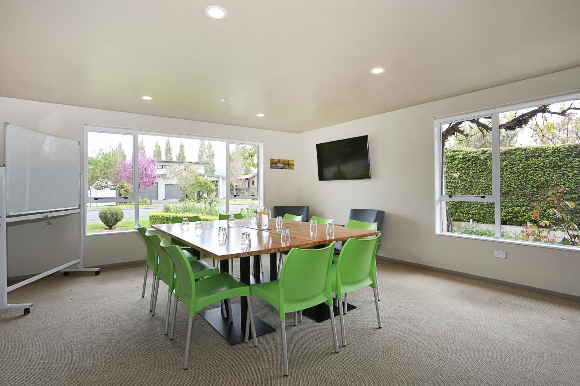 Shakespeare House Bed & Breakfast Te Anau Exterior foto
